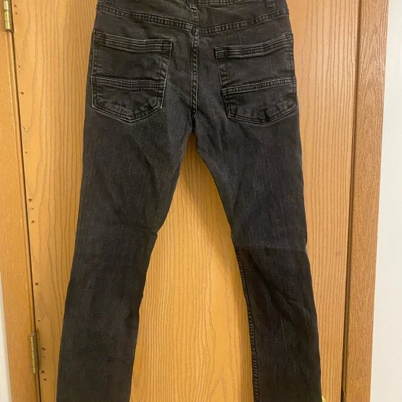 Kenneth Cole Black Skinny Jeans with Slim Fit and Textured Denim 30x30 - Picture 4 of 5